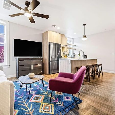 Avenue Hotel Downtown Golden Gold Miners Suite Bagian luar foto