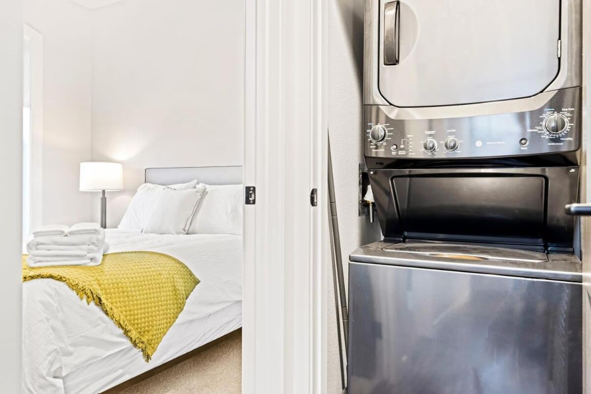 Avenue Hotel Downtown Golden Gold Miners Suite Bagian luar foto