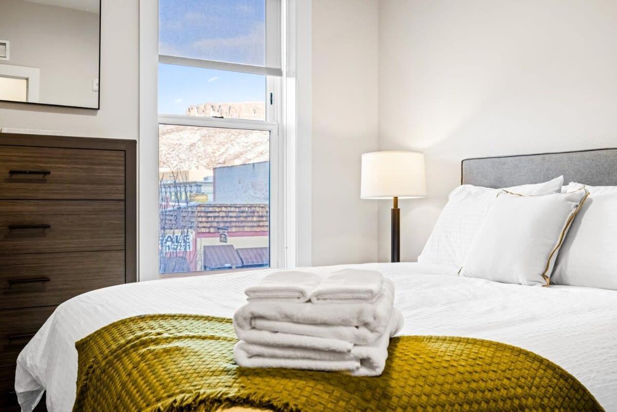Avenue Hotel Downtown Golden Gold Miners Suite Bagian luar foto