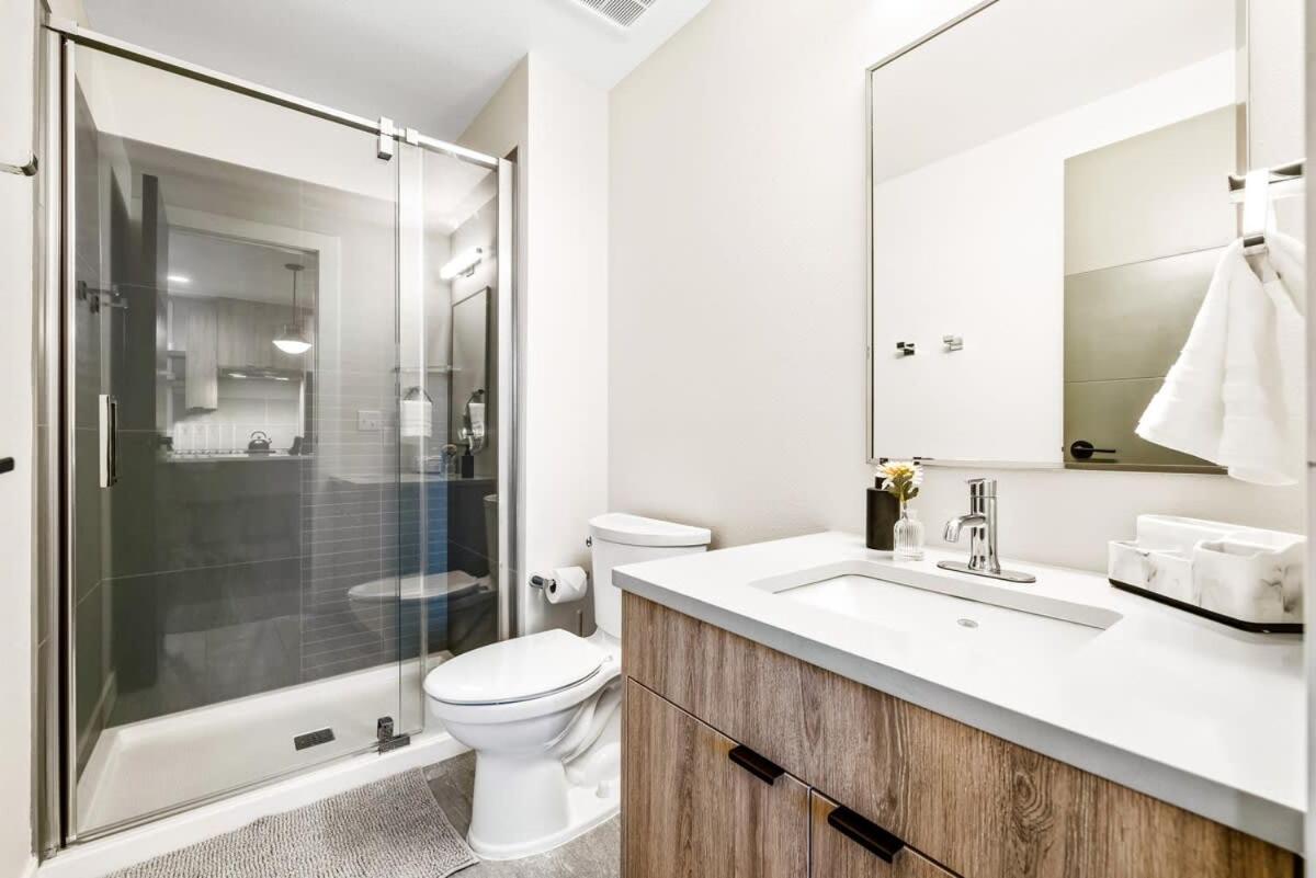 Avenue Hotel Downtown Golden Gold Miners Suite Bagian luar foto